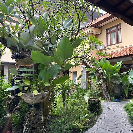 Villa Bunga Hotel&Spa Seminyak Exteriör bild