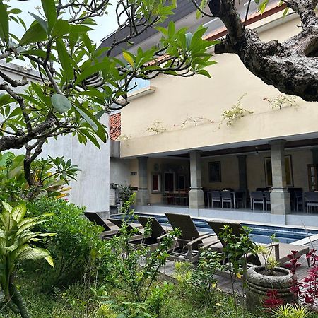 Villa Bunga Hotel&Spa Seminyak Exteriör bild