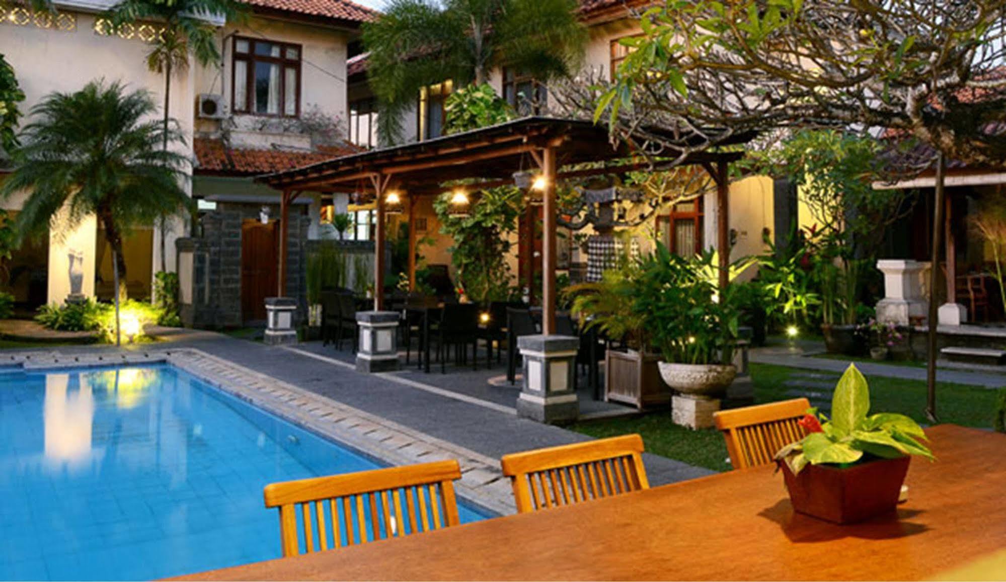Villa Bunga Hotel&Spa Seminyak Exteriör bild